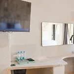 فندق Be Still Alexa Smart Luxury Escape Adults Only نفسهير
