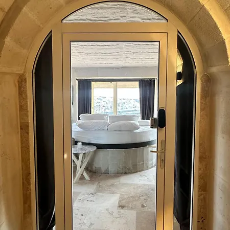 Be Still Alexa Smart Luxury Escape Adults Only فندق *