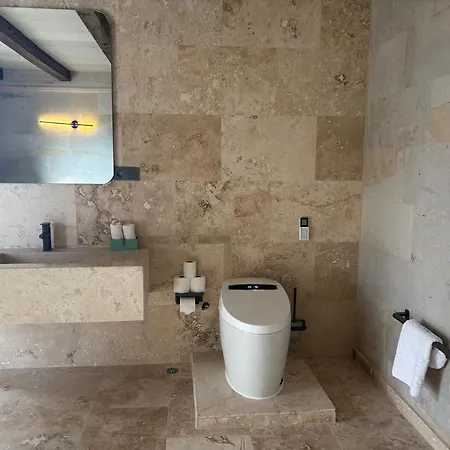 Be Still Alexa Smart Luxury Escape Adults Only *